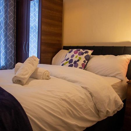 Royale Green View House- Free Parking, Wifi, Perfect For Contractors And Holiday نورث هامبتون المظهر الخارجي الصورة